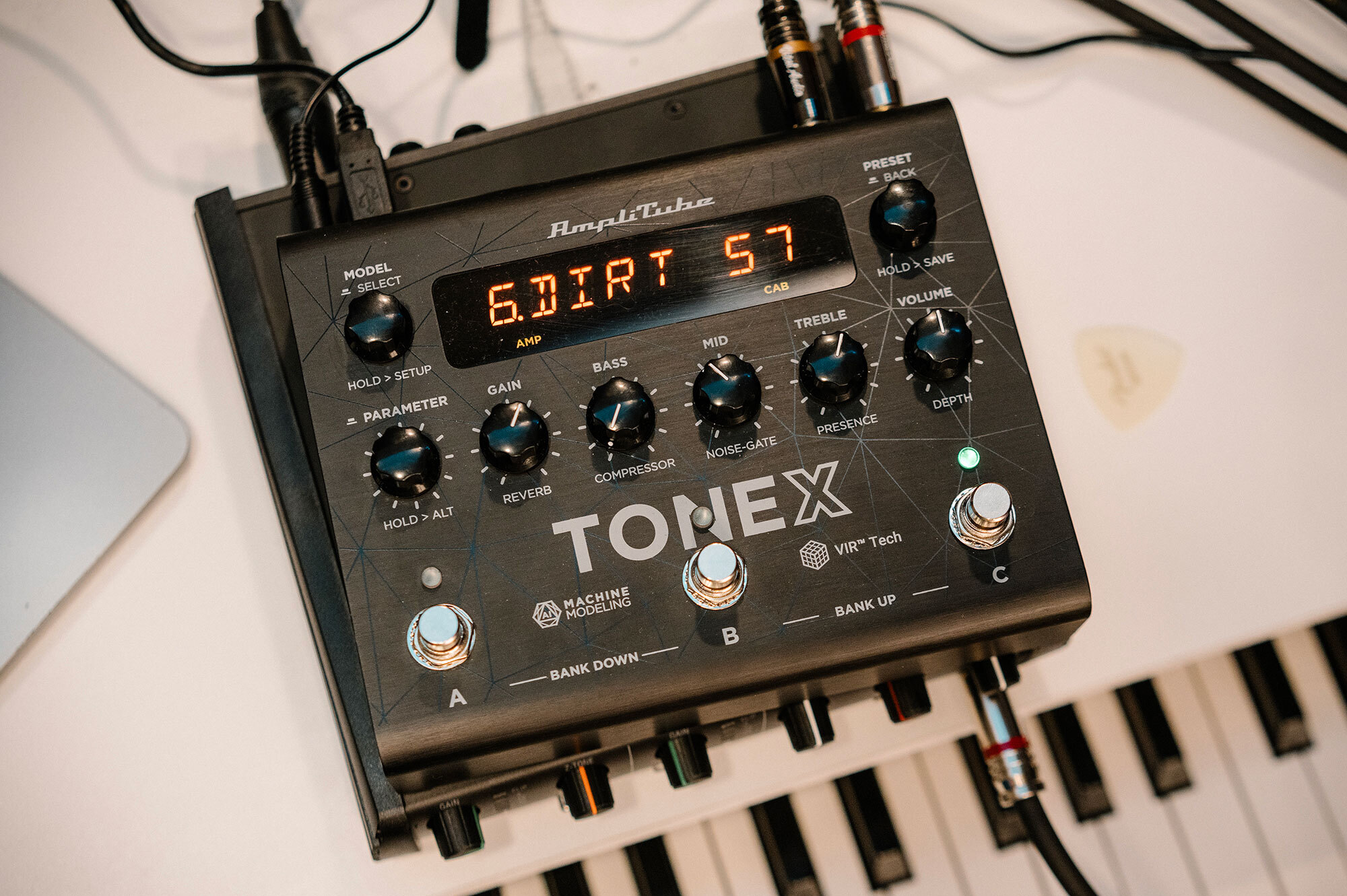 TONEX Pedal