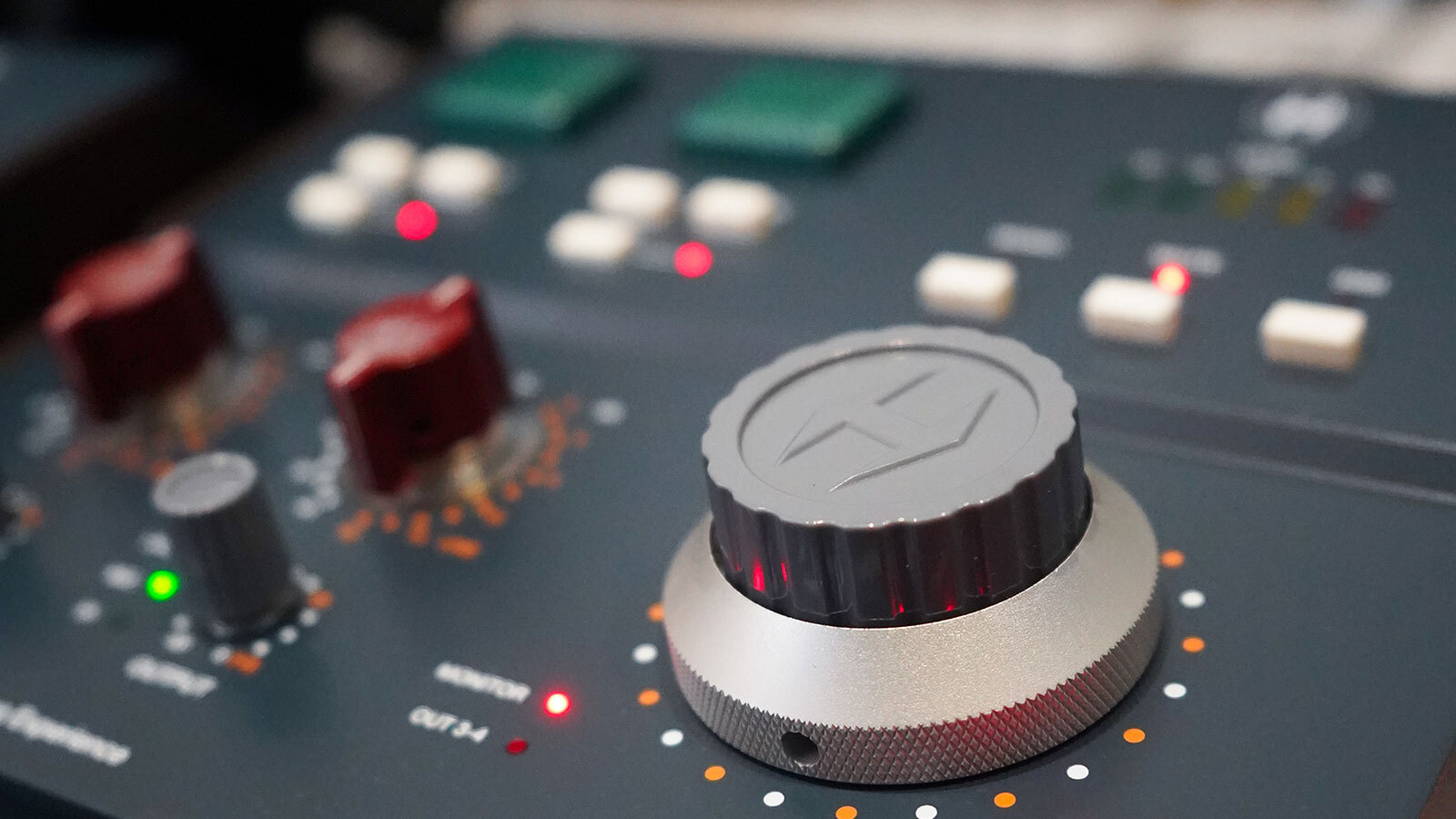 ヘッドホンアンプ