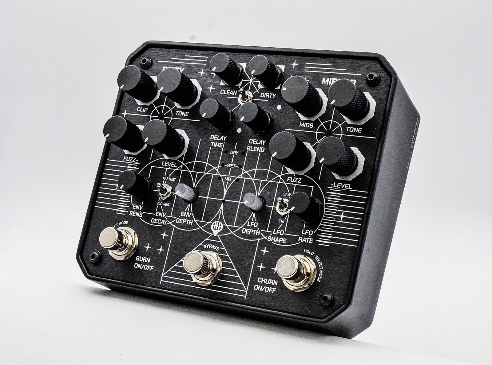 Animal Factory Amplification :「メイド・イン・インド」の矜持を世界