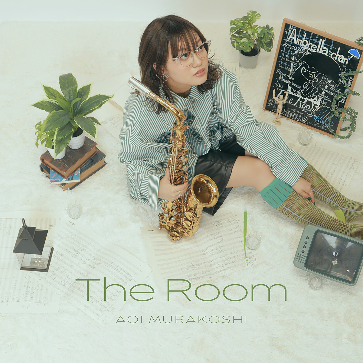 sE Electronics : 名機 Z5600a II が捉えた村越 葵『The Room』の空気